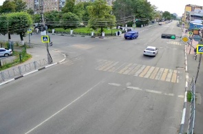 Seminarskaya 的十字路口 - Sennaya 街道。 网络摄像头 梁赞