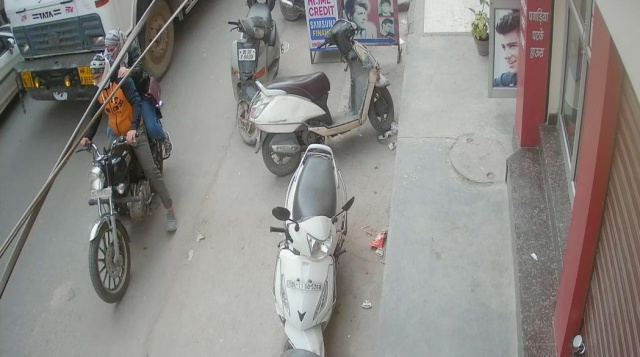 街区的贾纳普里. 摄像头的新德里的线