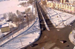 网络摄像机在Nizhny Tagil的Krasnogvardeiskaya和Zavodskaya街道的交叉口。