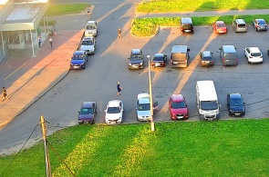 在 Strelnitskoye 高速公路附近停车，4. Krasnoye Selo 的网络摄像头
