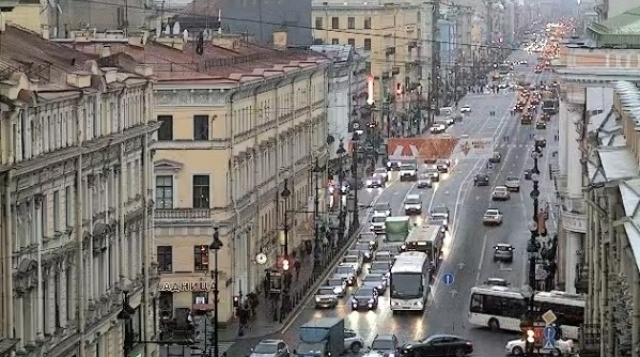 涅夫斯基大街。圣彼得堡。网络摄像机在线声音