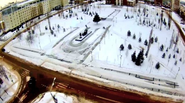 工会宫前的广场。乌发摄像头在线
