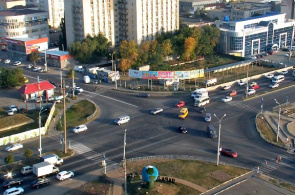 45平行线和Dovatortsev街道的十字路口。 Stavropol在线摄像头