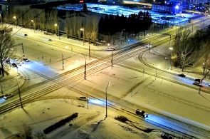 Yubileynaya 和 Primorsky 大道的十字路口。 网络摄像头