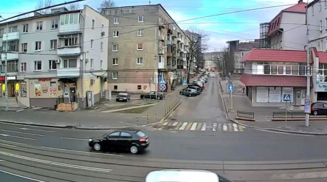 Sovietsky Prospekt和Ural的十字路口。网络摄像头加里宁格勒在线