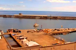 码头。 摄像头 2. 网络摄像头 Funchal
