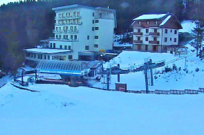 Jasna滑雪胜地。 在线网络摄像头在高塔特拉