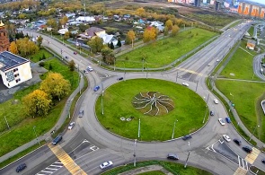 塞瓦斯托波尔斯卡娅和伏尔加格勒斯卡娅的十字路口。 网络摄像头 萨兰斯克