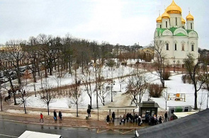 橘园街。大教堂广场的视图。普希金网络摄像头在线