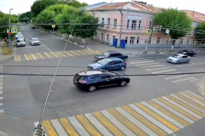 高尔基的十字路口 - Svoboda 街道。 网络摄像头 梁赞