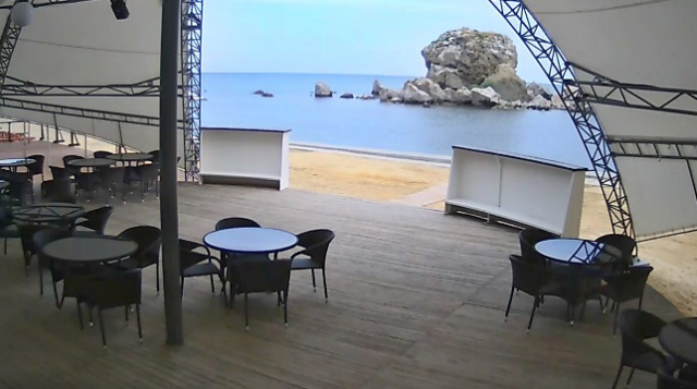 海滩娱乐综合体“MOJITO”网络摄像头在线
