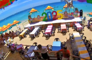 梅达诺海滩 (Medano Beach) 靠近 Villa del Palmar 酒店。角度 2. 卡波圣卢卡斯在线网络摄像头