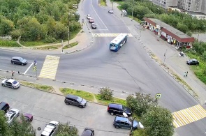 Kapitan Maklakov 和 Skalnaya 街道的十字路口。 网络摄像头 摩尔曼斯克