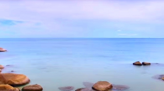 水晶湾海滩度假村的海滩。 苏梅岛网络摄像头