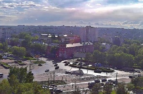 Krasnoarmeysky-Stroiteley大道的交叉点。 巴尔瑙尔网络摄像头在线