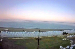 Tonnara 海滩的视图。 网络摄像头 雷焦卡拉布里亚
