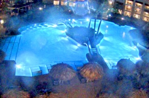 TRS Turquesa Hotel酒店的游泳池。 网络摄像头 蓬塔卡纳