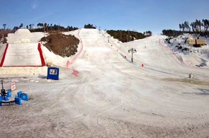 滑雪场 Uktus，Lysaya 轨道。 网络摄像头 叶卡捷琳堡